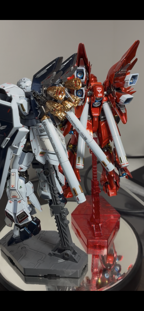 RGにも負けてない背中。