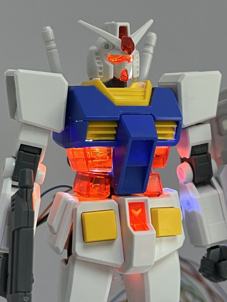 7月8日はガンダムの日 赤色だけがクリアパーツな不思議なRX87-2 　