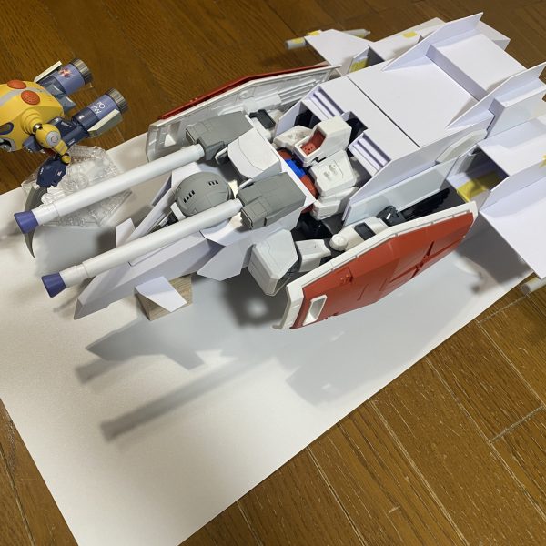 1/48メガサイズガンダムに装着するGアーマーの作成と、ラジコン化を行ってます。現在進捗60%位！応援宜しくお願いします🙇（2枚目）