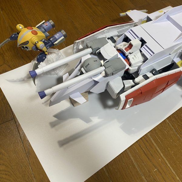 1/48メガサイズガンダムに装着するGアーマーの作成と、ラジコン化を行ってます。現在進捗60%位！応援宜しくお願いします🙇（1枚目）