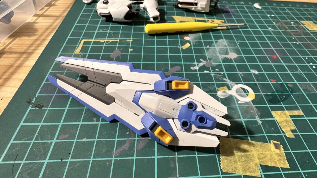 作品名：エアリアルのシールド<p>エアリアルの塗装は着々と進んでいます。 こう見ると素組とほとんど変わらないあたり、元のキットの出来が素晴らしいんだろうな。</p>