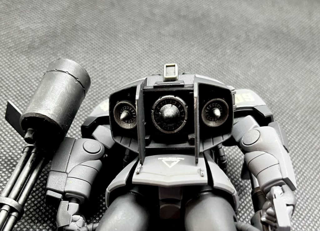 バックパックの水中スラスターを大型のものに換装してます。これで水中の活動スピードも3倍(？)アップです。スラスターは30MMポルタノヴァ(水中仕様)から流用してます。ここからはメイキング画像を少し紹介。