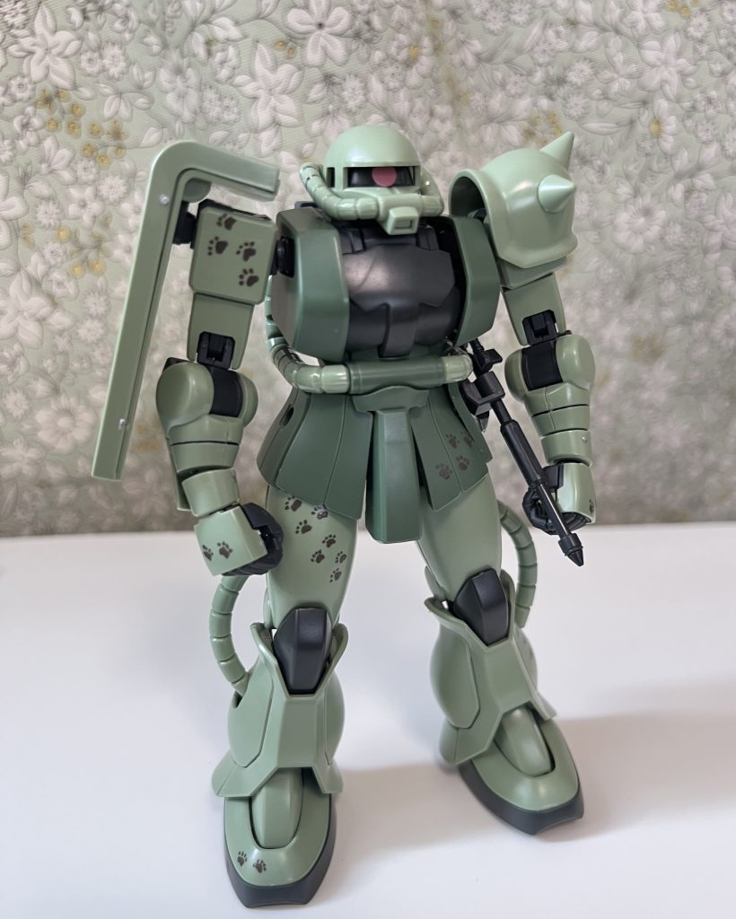 猫の足跡付きザク–3枚目/制作者：かつき