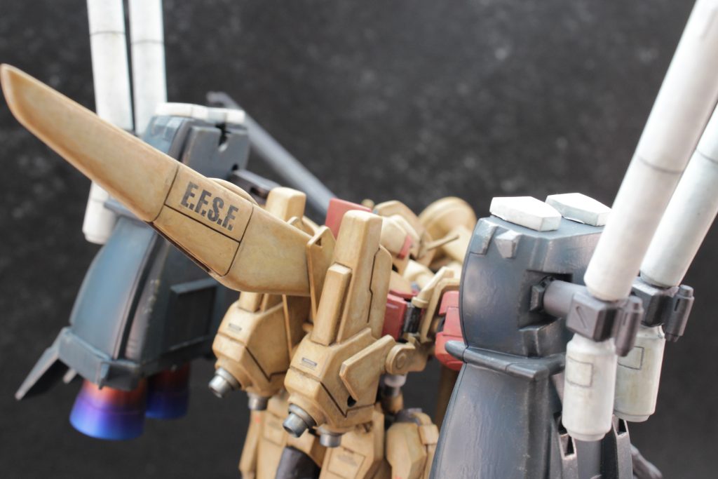 BstユニットはあとでSガンダムに戻せるように必要最低限の改造にとどめています。