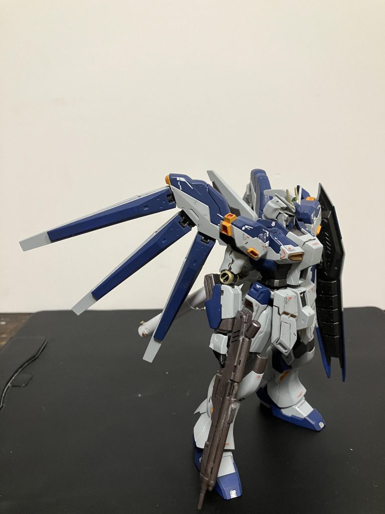 Hi-νガンダムの親子–3枚目/制作者：HiroRe