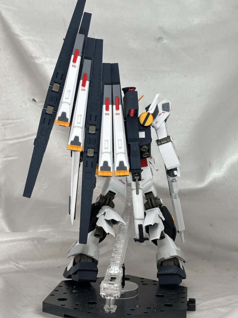 ファンネルはディティールを追加したのみで、機構は全く変えてません。