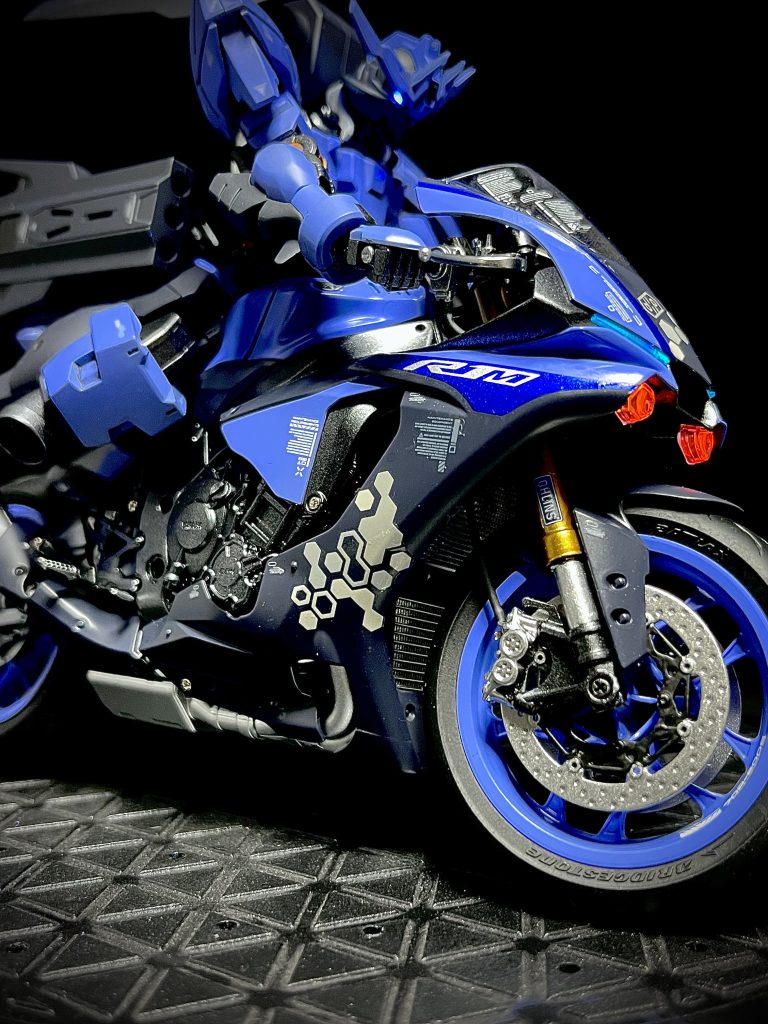 HGガンダムヴィダール×YZF-R1M–6枚目/制作者:7se