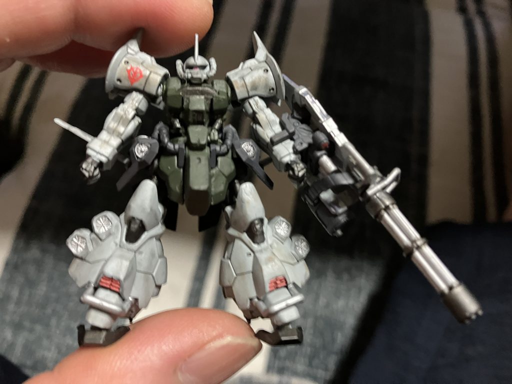 改めて見るとやっぱり小さい。