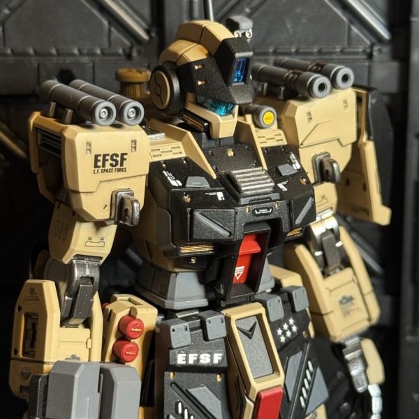 HG 砂漠戦用ジム・スパルタン