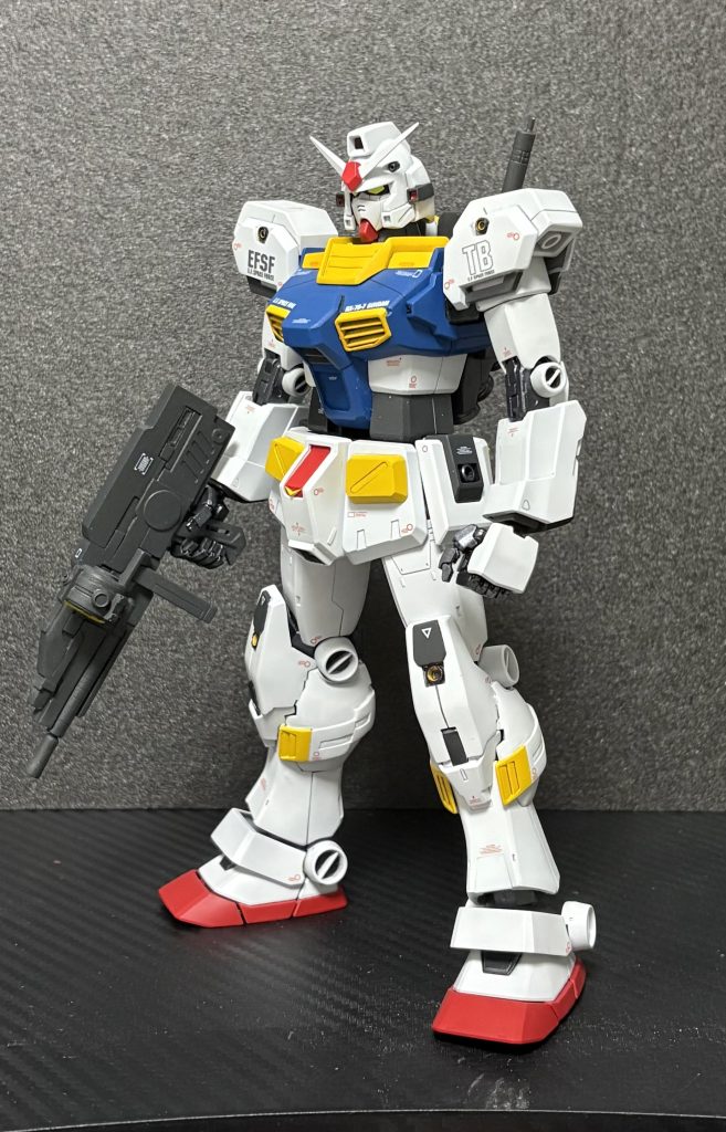 ビームライフルはプラ板で組み合わせ