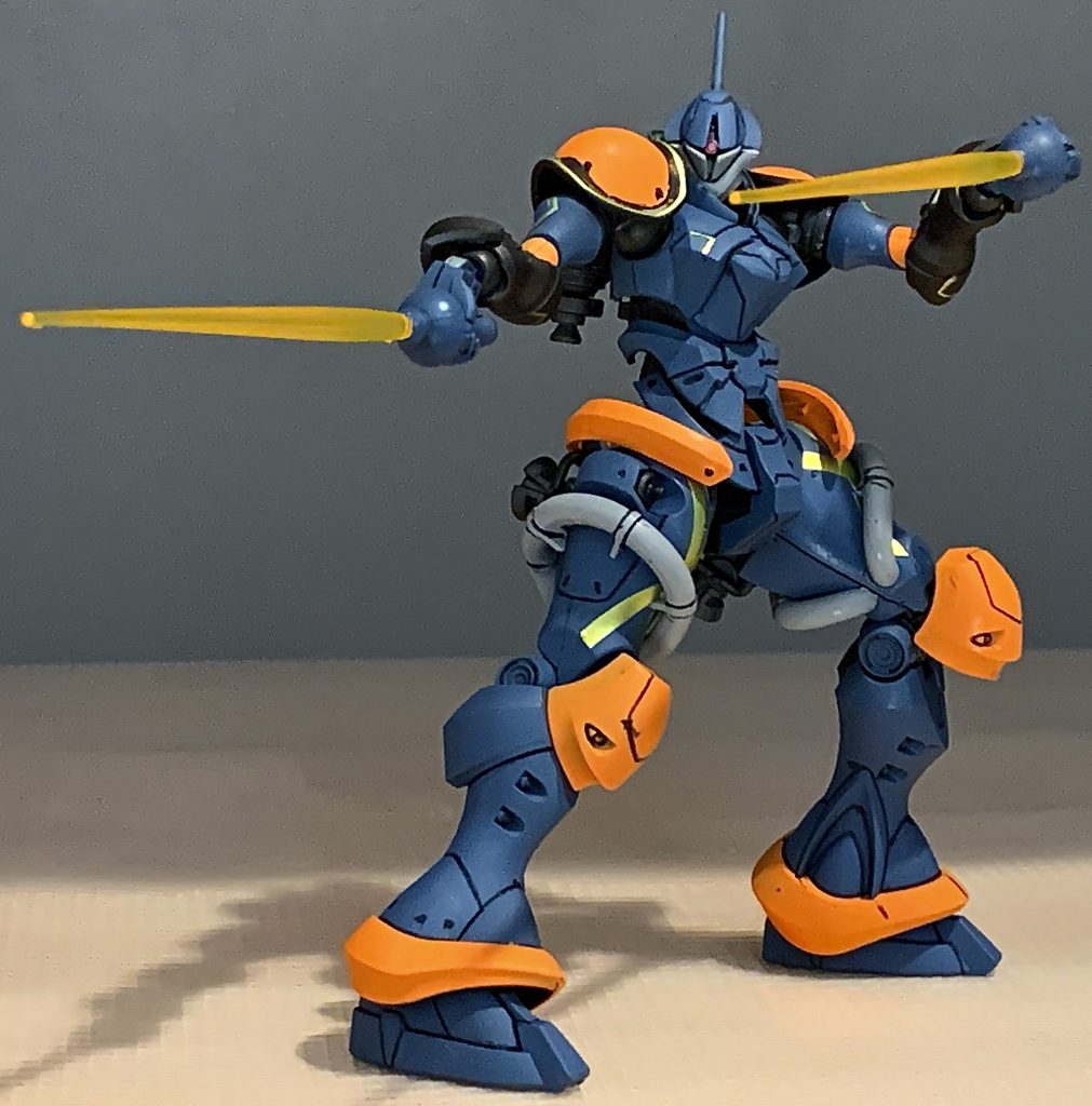 サーベル二刀流。