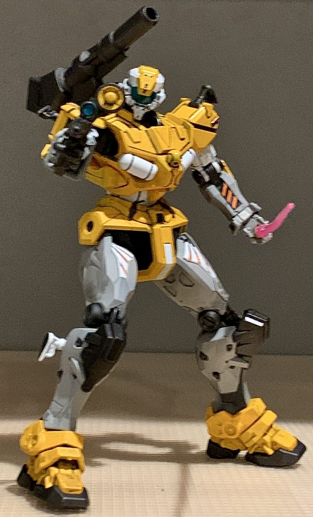 本当はでかいミサイル持したかったんですが私の手持ちにはありませんでした。