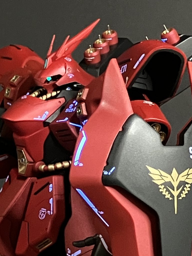 盾持たせてみました。