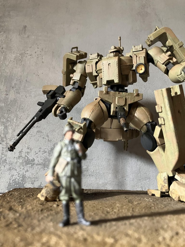 サムネ加工前塗装はいつものvicカラーを使用最近は下地色を塗らないで最初に水性プレミアムコートを全体的に吹いてサフ代わりにしていますサフ塗ってもパーツを動かすとハゲるのは一緒なので工程を少なくさせています