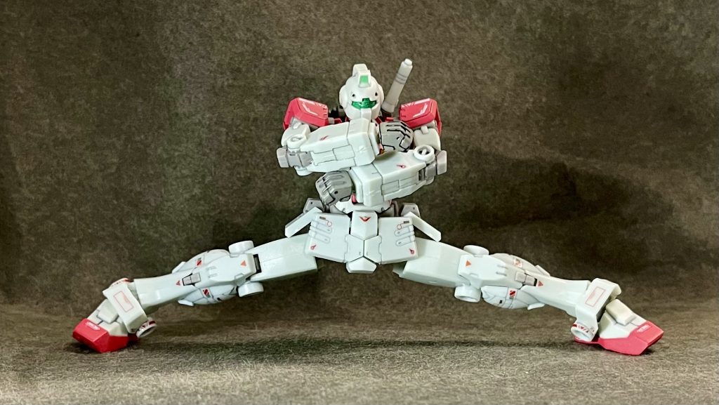 範馬勇次郎の例のあのポーズも余裕余裕(笑)てか、これほどの完成度を誇るアイテムなのに、当時はUFOキャッチャーとかで下手すりゃ、数百円でゲット出来たとか、色々おかしいですよカテジナさん!!(笑)因みにリリース当時、UFOキャッチャーで二回目でゲットしてますアタクシ。゚(゚ノ∀`゚)゚。アヒャヒャ