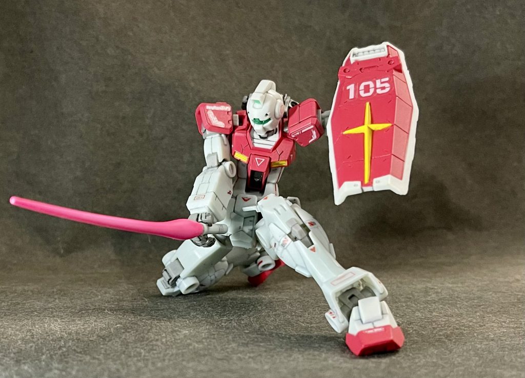 誰がやられメカやねんボケェェ!!(爆)ビームサーベルも勿論付属てか、この設置性たるや(笑)