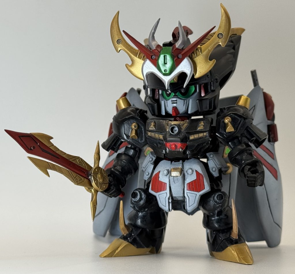 武者形態。今回、可能な限り尖った箇所はシャープ化を施しています。