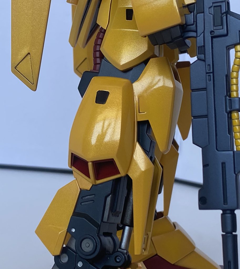 スマホ写真ですが1m先のピースサインが見えるぐらいには磨きました4000番→6000番→8000番→コンパウンド→モデリングワックス