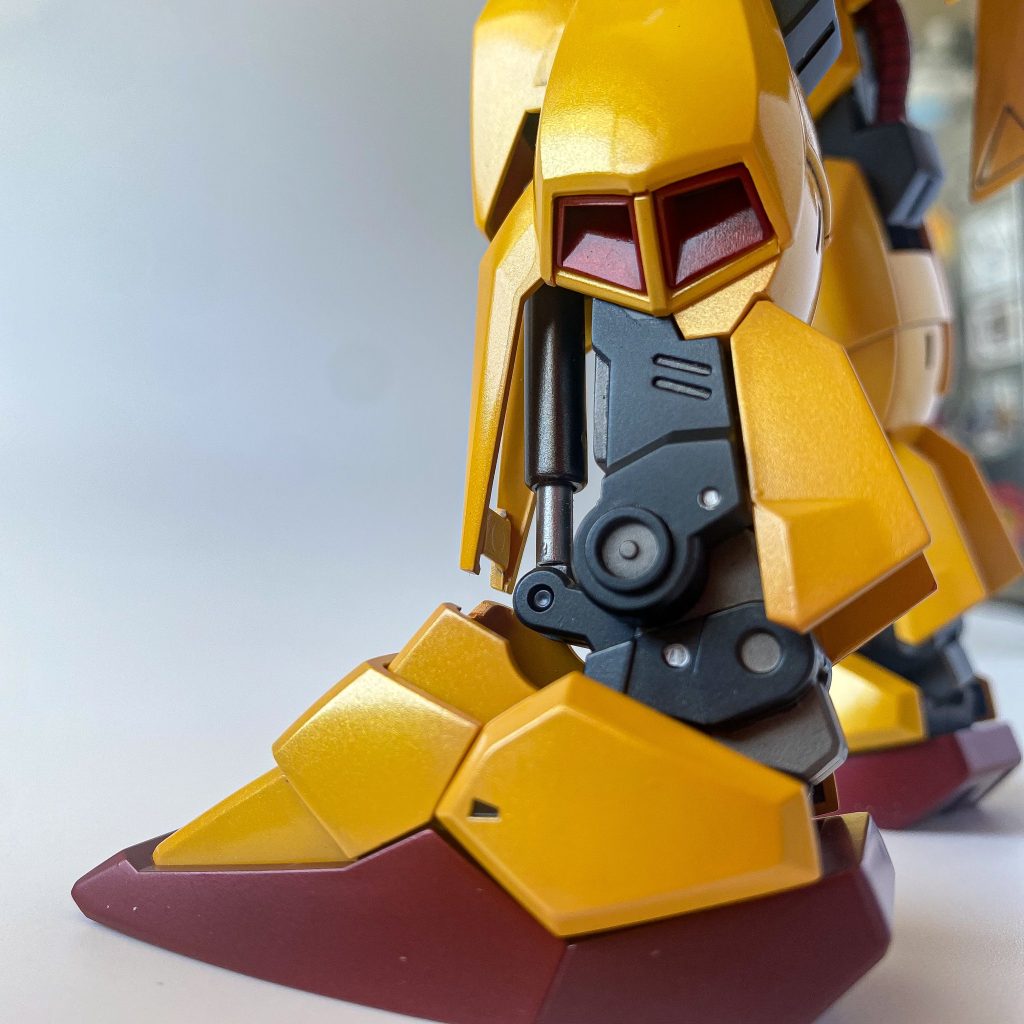 フレームの塗り分け異素材の複合体に見えるように