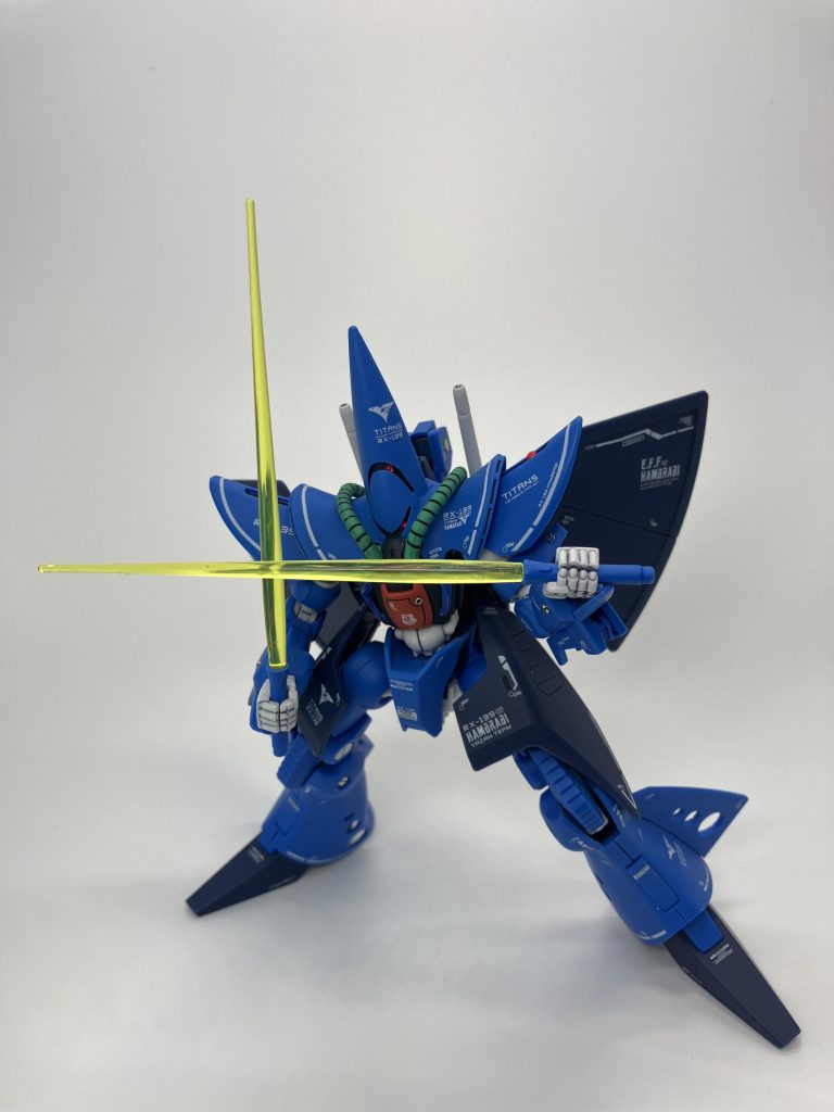 ビショップみたいな見た目もあってビームサーベル十字構えも似合う🤤