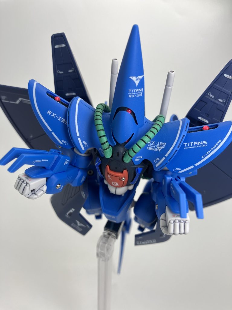 変形時はあまり気にならない手首パーツですがポロリ多め、フェダーイン持ちにくすぎ問題😅