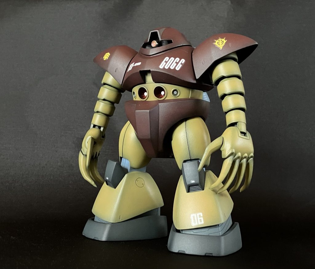 HGゴッグ グラデーション塗装–2枚目/制作者：いぬわし