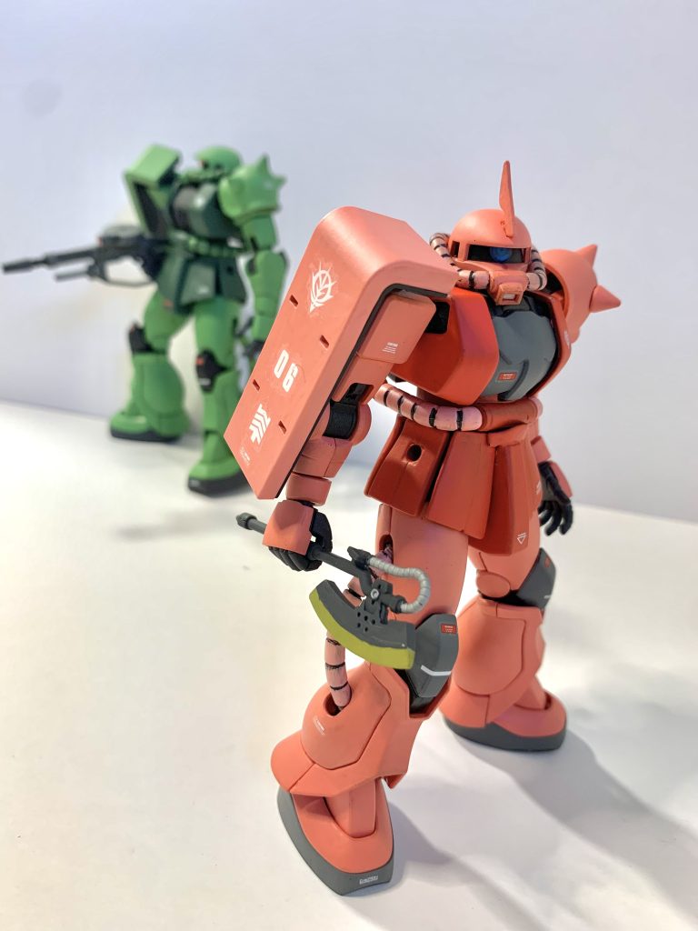 塗装以外は、ほぼ素組み。アンテナのシャープ化と、各部のゲート処理程度は行っています。