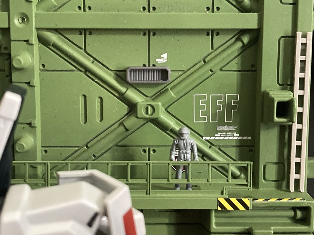 EFF横向きに使用しています