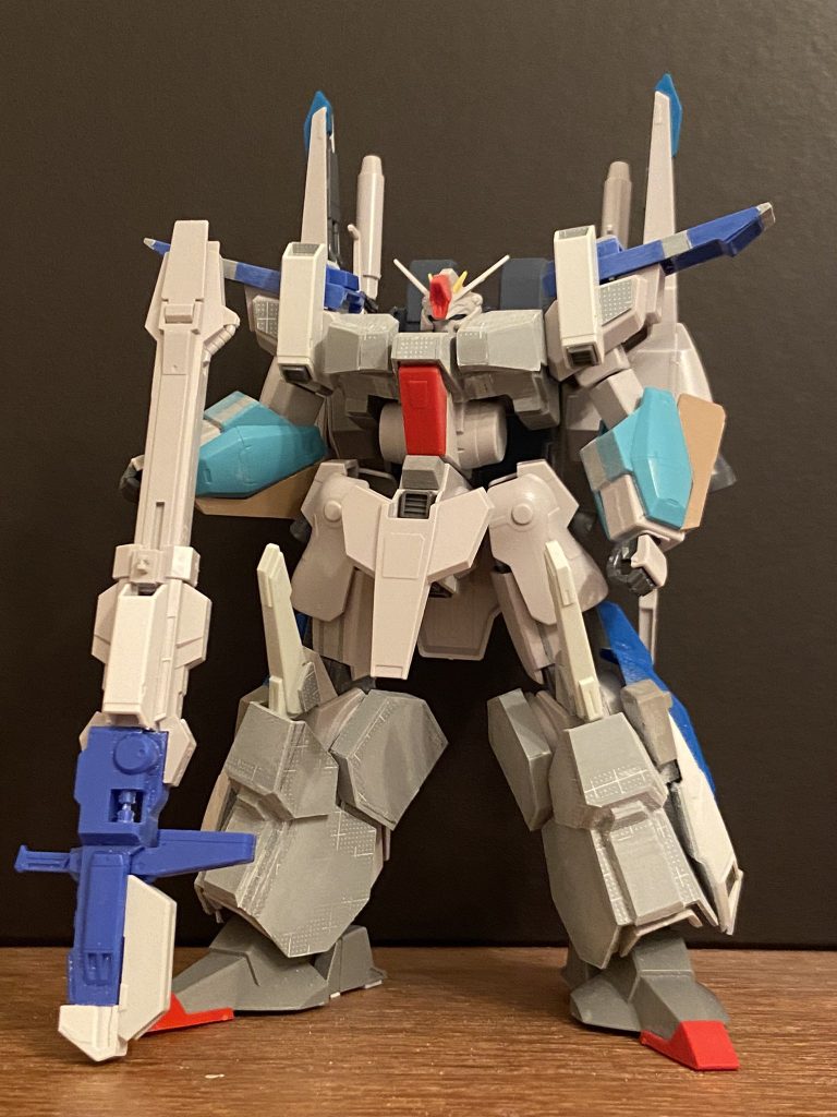 大まかな形が出来てきた時点の画像です。色々な出自のパーツを少しずつ組み合わせていることがお分かりになるかと思います。