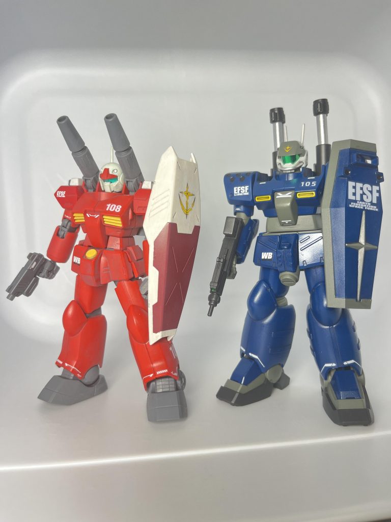 以前作った量産型ガンキャノン スレッガー機と一緒に。