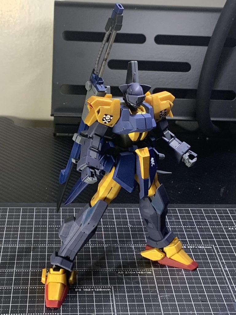 型式番号：BMS-004C[S]機体名：G-EJEC[S-pack]（ジー・エジェック・ソードパック装備）