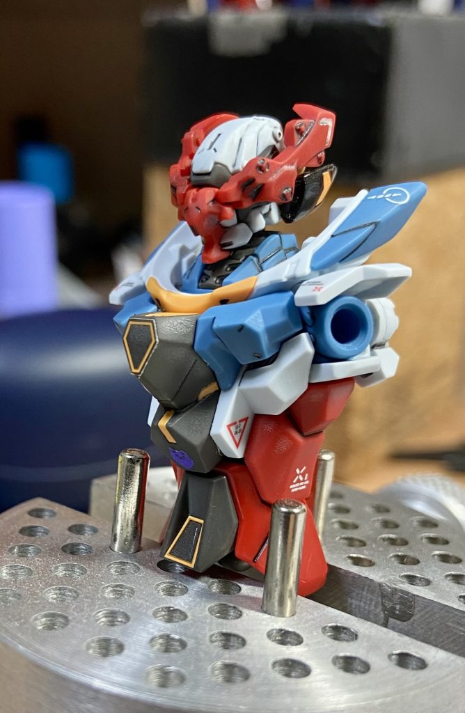 トルソー風に一回写真撮っておくとトップコートの白化とかくっきり見えて事前に気づけるので便利ですよね