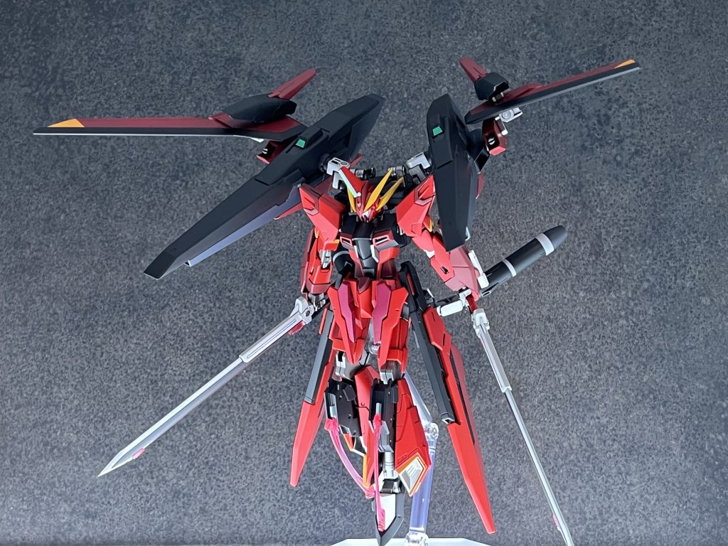 中々のパーツ数でしたが無事完成！ガンプラバトル用の設定だったため、デカールは一切なしです。使用したミキシングパーツも全てガンプラで統一しました(zaku-kao2)