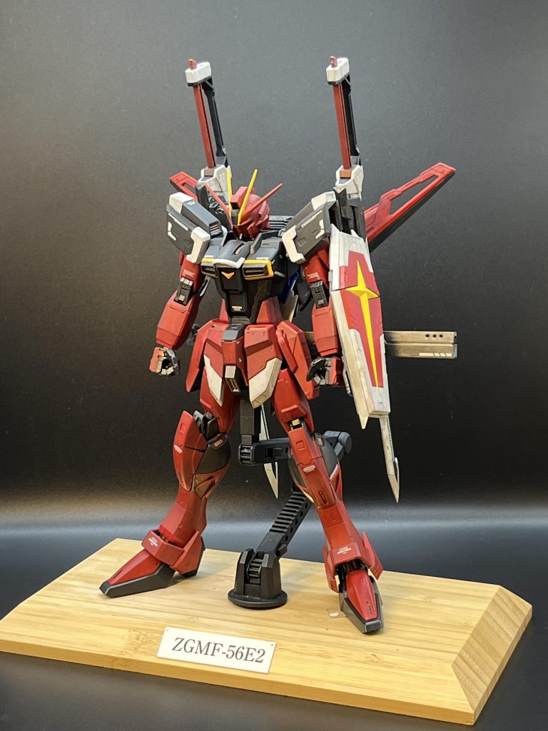 立ち姿がとにかくカッコいいキットです