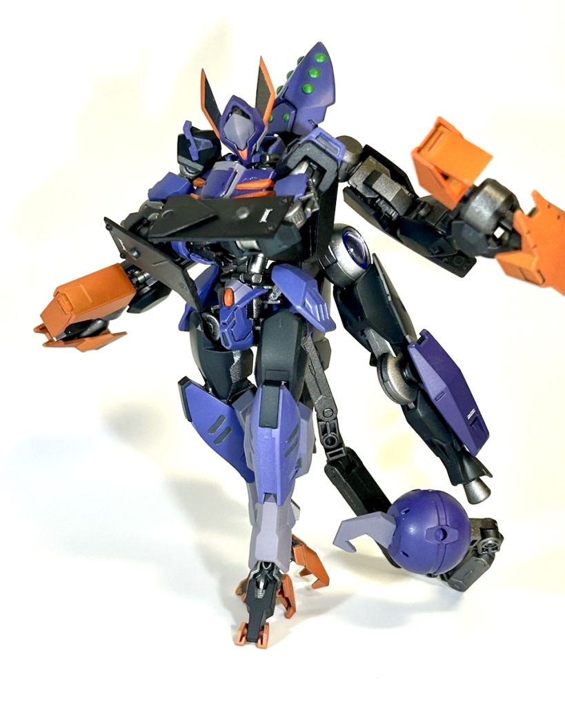 個人的に好きなポーズで当時は戦国アストレイを意識してポージングさせました