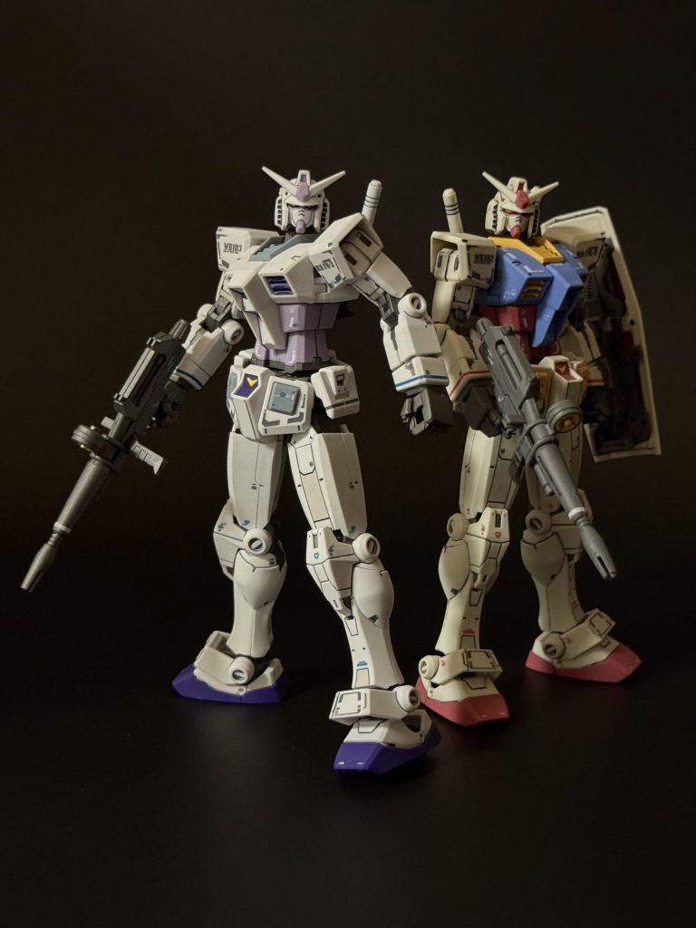 ここ最近は光沢、半光沢仕上げが多かったんですが、過去に制作した通常版のビヨグロガンダムと同じような質感で仕上げようと、ひさびさにつや消しコートを使ってみました！いい感じですw