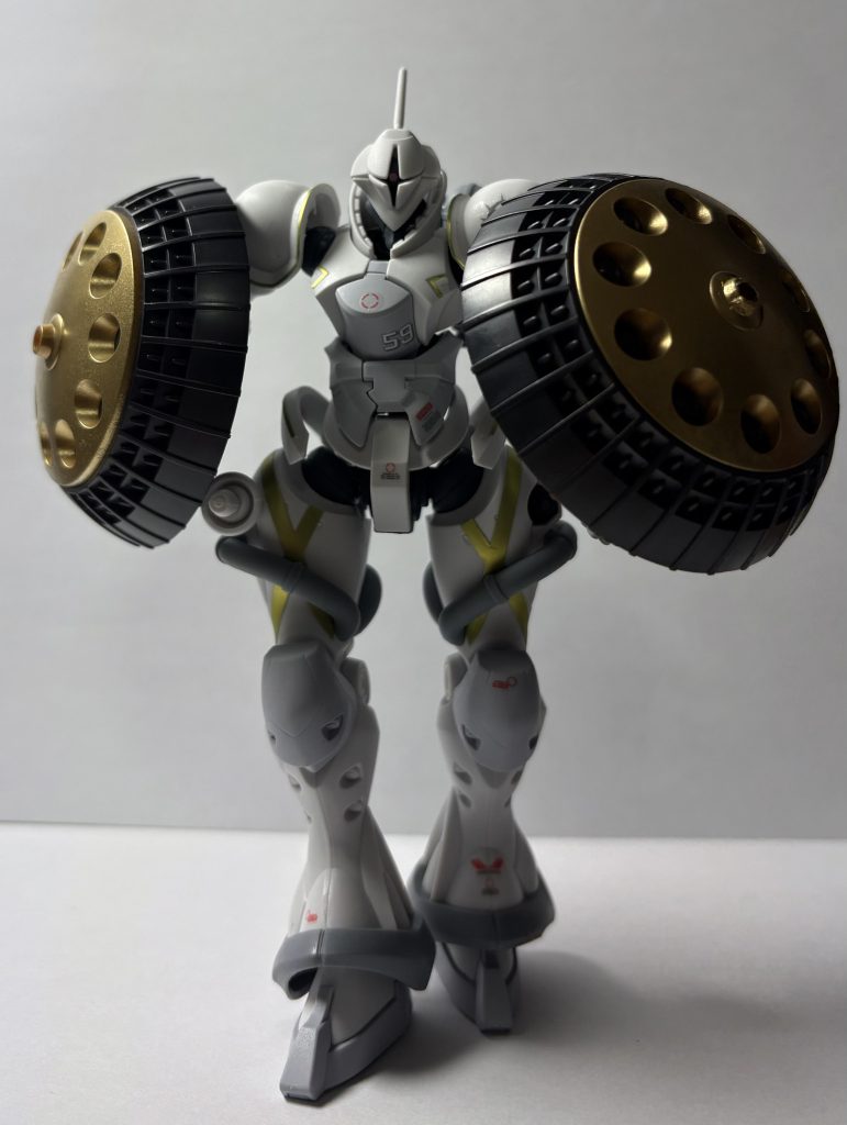 せまりくるギャン…エグザベくんは乗ってなさそうです