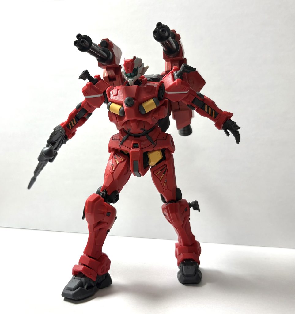 ガトリングを撃ちまくる軽キャノン。この弱そうなフォルムがたまりませんアイラブ量産型魂が燃えます