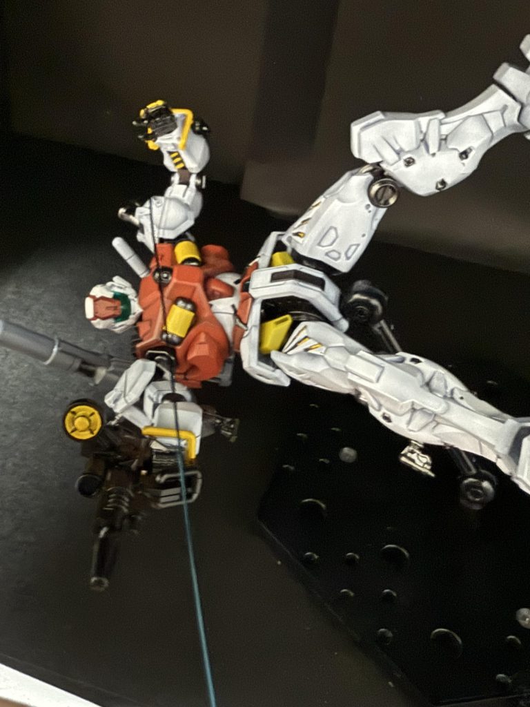 平手パーツを改造してスティグマ戦法用リード線を仕込めるようにサイズの関係上一番細いのしか仕込めなかったから接写しないと見えない