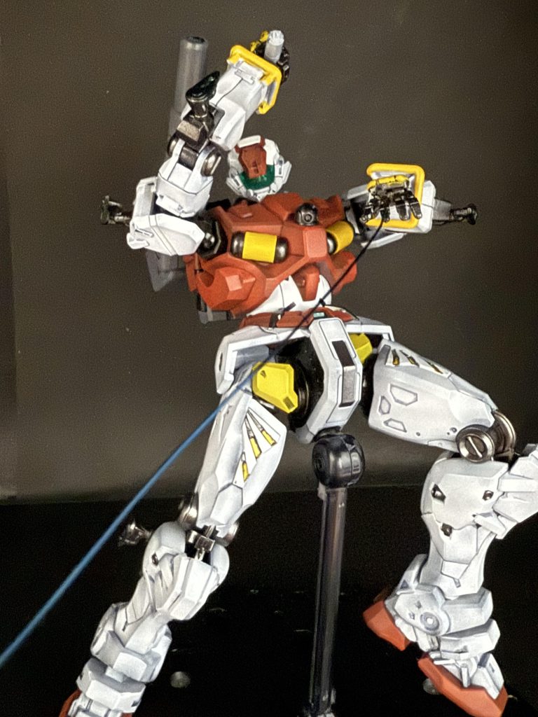 左手にスティグマ仕込んだせいでサーベルが抜きにくい思ったんだけれど中距離用でございって機体の軽キャノンでわざわざゴリゴリの近接戦闘用戦法取るってシイコさん結構天邪鬼なのかな