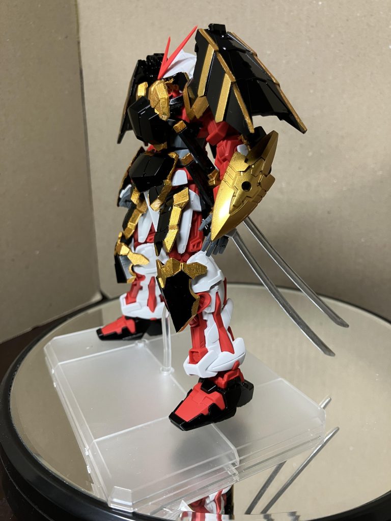 刀は2本にマウントできます