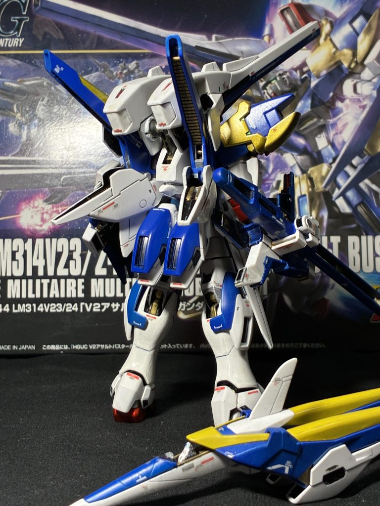 後ろ ネオジム磁石による保持力は問題ないです。