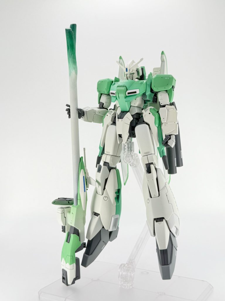 「深谷のネギ」をテーマにしたコンペ向けに製作を開始真っ先に思いついたのがC1のゼータプラスでした。（スマートガン→ネギじゃん）