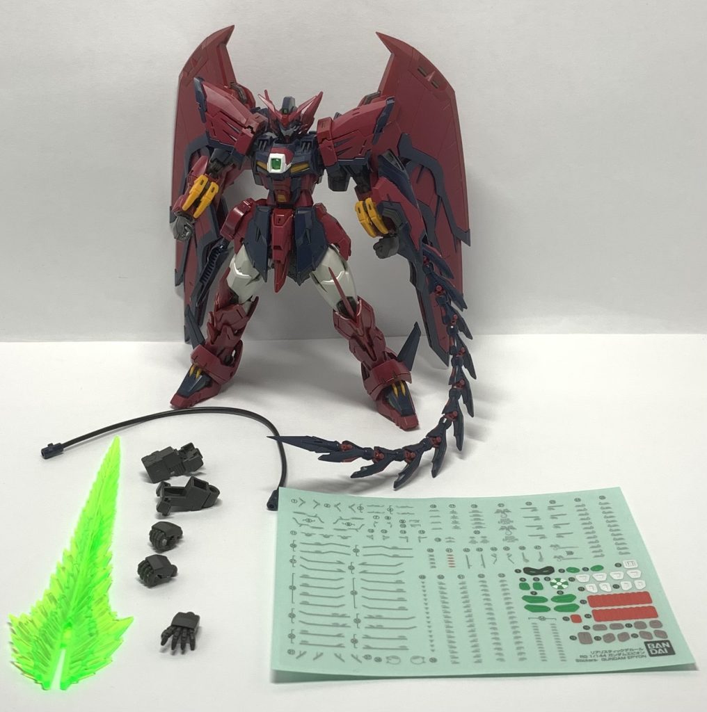 最後に付属品等。RGモデルなので組むのには多少の苦労がありますがそれに相応しい最高の出来です。稼働範囲等は文句なしですし、シールを貼らなくてもしっかり色分けされているのでブンドドのしがいがありますね〜オススメです!***機動戦士ガンダム 閃光のハサウェイ第二部が発表されましたね!公開が楽しみです!***陰キャアイドルはGBN〈惑星〉を救いたい。こちらのつぶやきによる【試し読み】またpixiv先行で更新中です〜二次創作にご興味がある方はぜひ〜