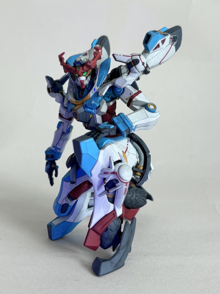 武器を持たない方がサマになる機体ですね。完成したので、ようやく次の機体にうつれます。最後までご覧いただきありがとうございました。