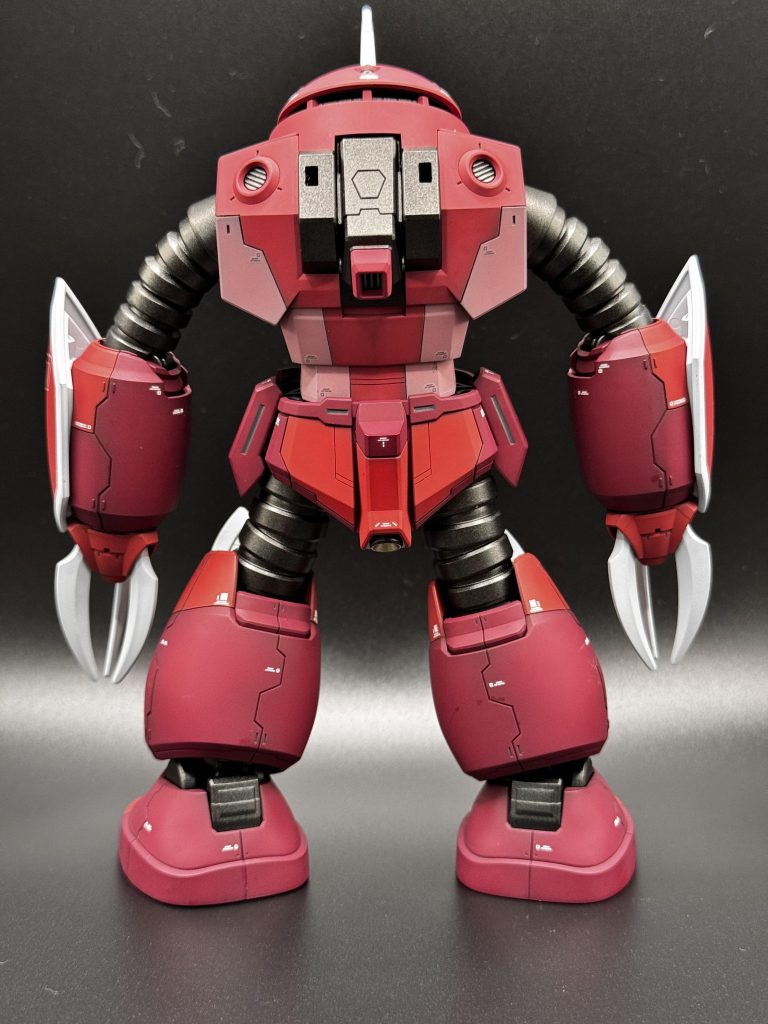 塗り分けのせいかムキムキとした背筋みたいに見えます…。