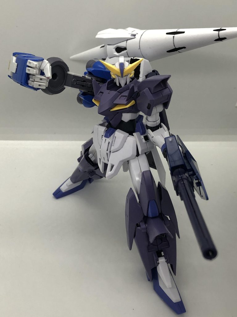 テルティウムガンダム(虎の手装備)–2枚目/制作者：ROBOM