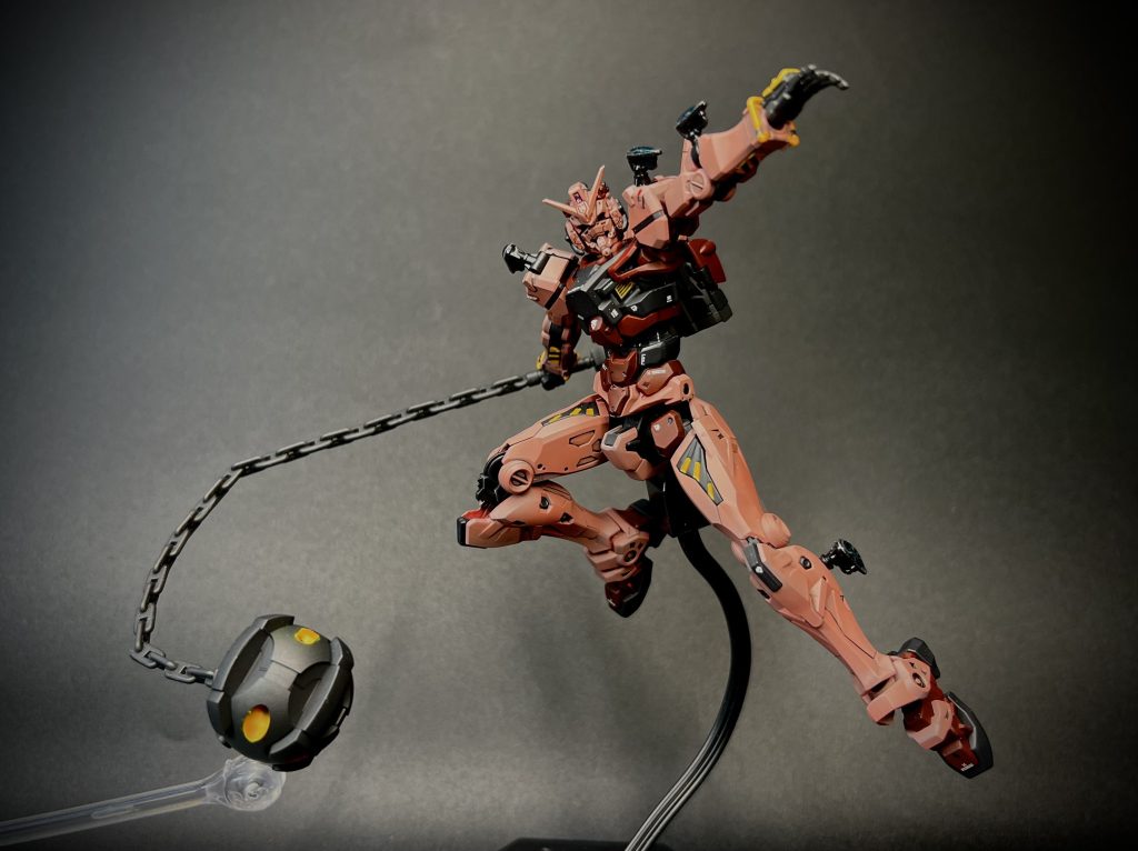 赤いガンダム–3枚目/制作者：@RIKI