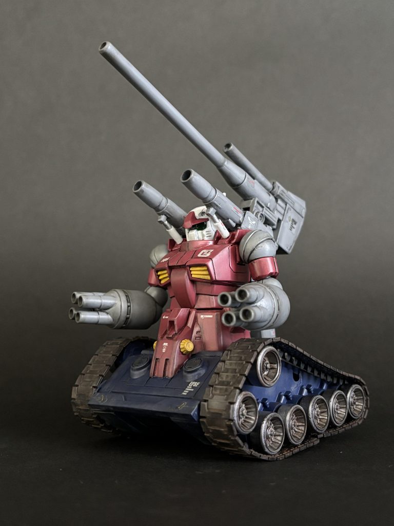 上半身はそのまま付いたけど、腕はそのまま付かなかったのて少しイジっています^^;