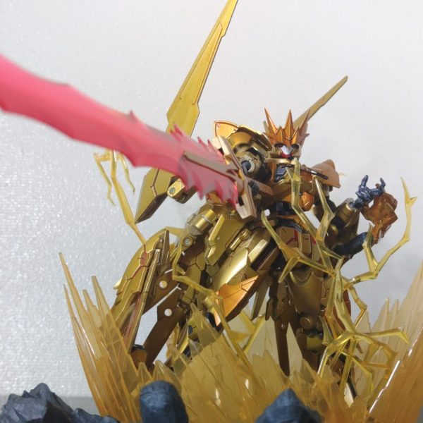 黄金魔王　ガンダムギラドラド